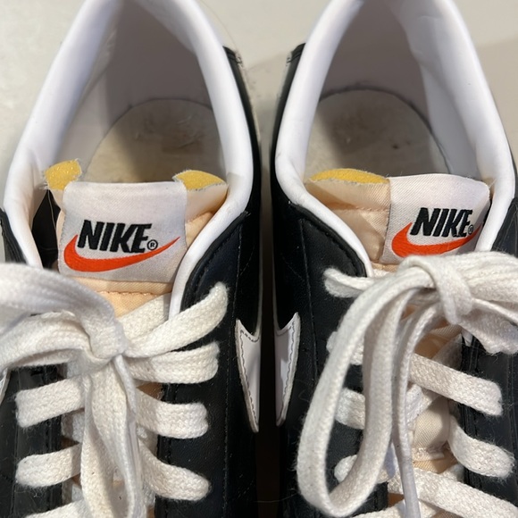 Nike Men’s sneakers black size 12 - Picture 3 of 9